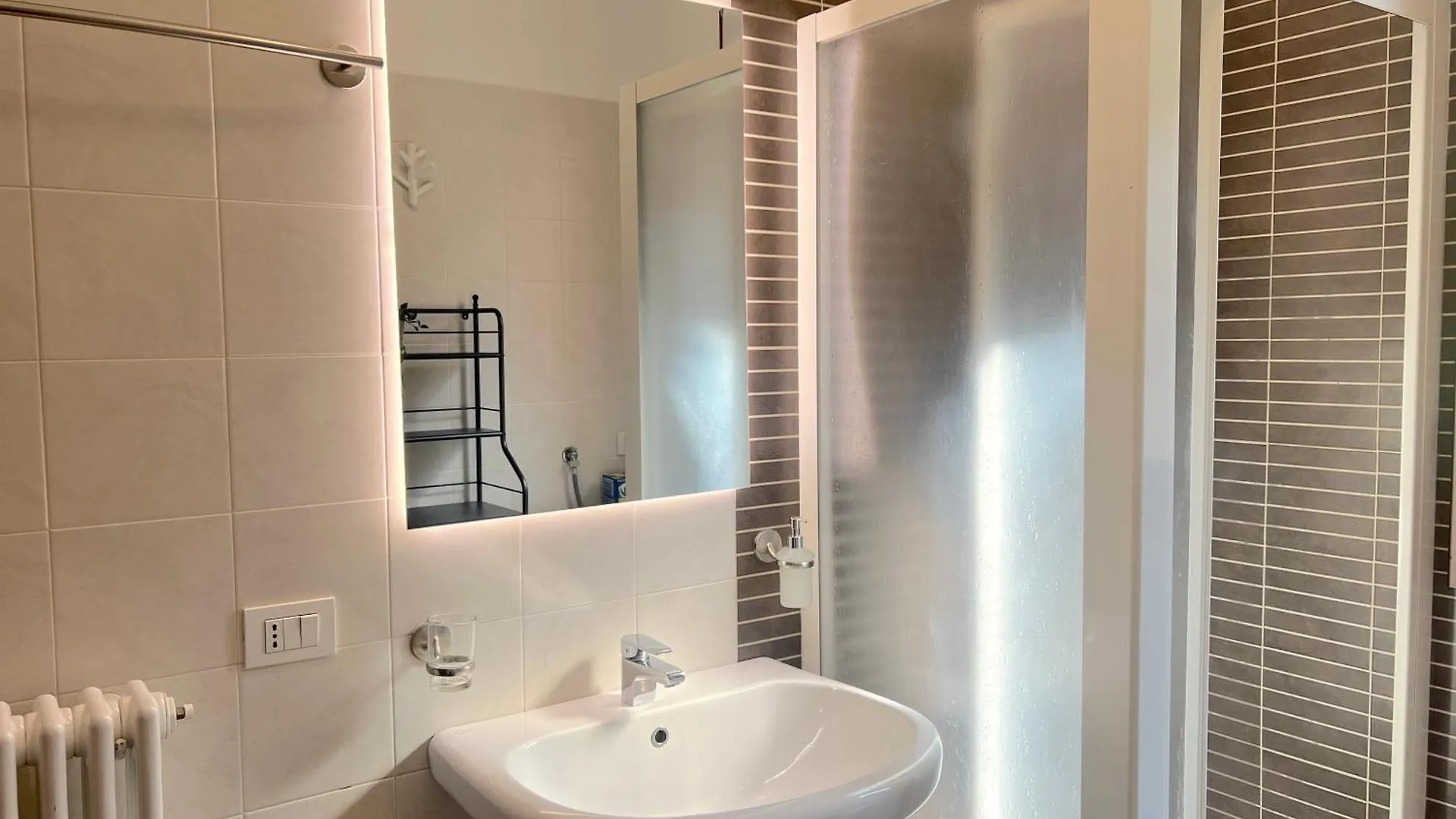 Apartament Appartamento Abbondio - Vicino Al Centro Storico Como